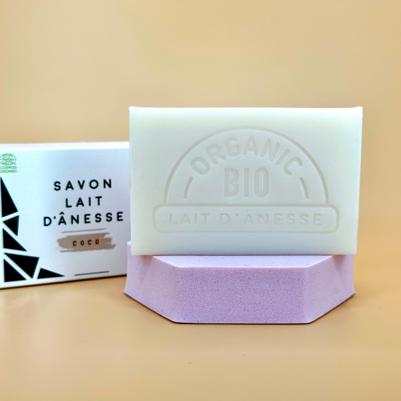 Savon Bio au Lait d'Ânesse à la Noix de Coco